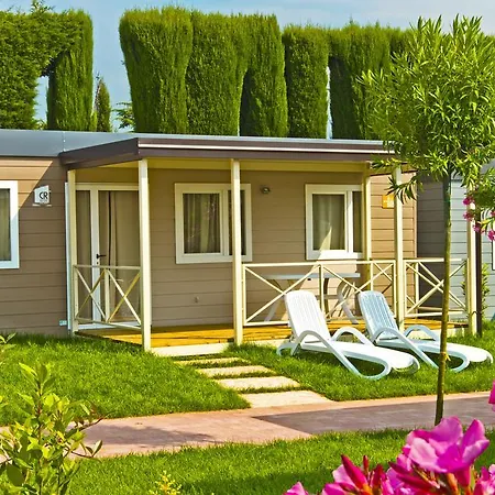 Lido Camping 4*