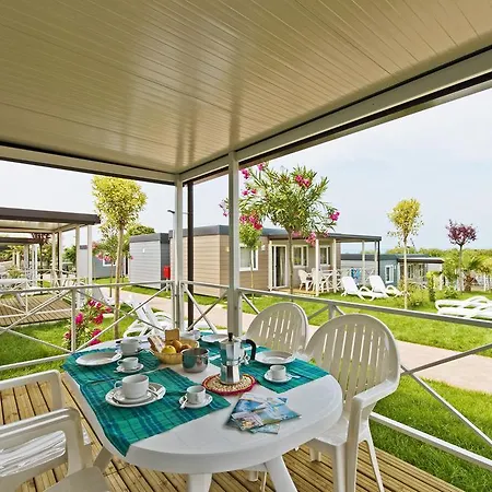 Camping Lido 4*